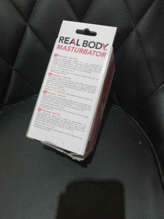 Реалістичний мастурбатор вагіна юної дівчини Real Body - The Teen (м'яте паковання!!!)