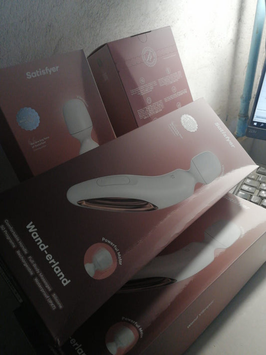 Вібромасажер Satisfyer Wand-erland (White/Rosegold) (м'ята упаковка!!!)