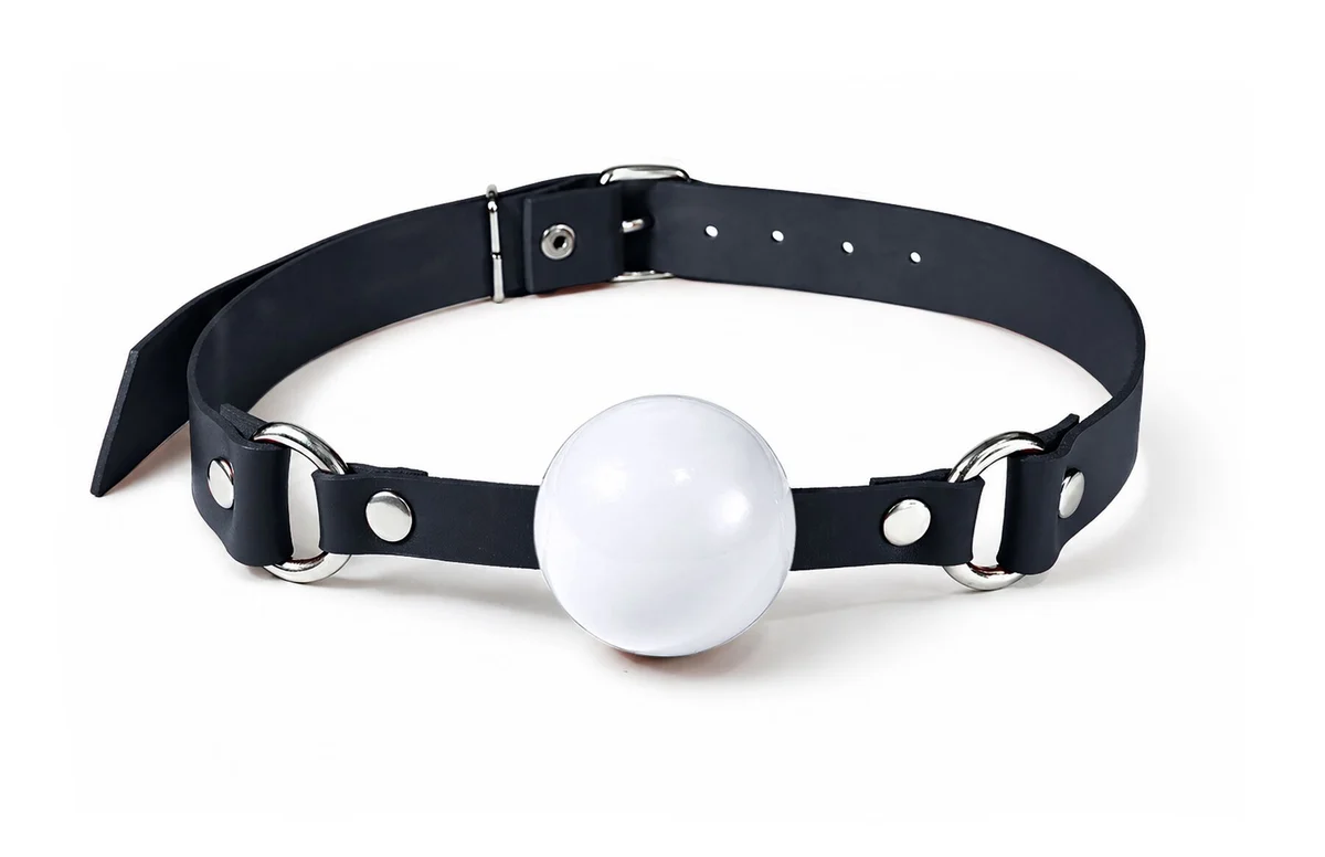 Кляп силіконовий Feral Feelings Silicon Ball Gag Black/White, чорний ремінець, біла кулька